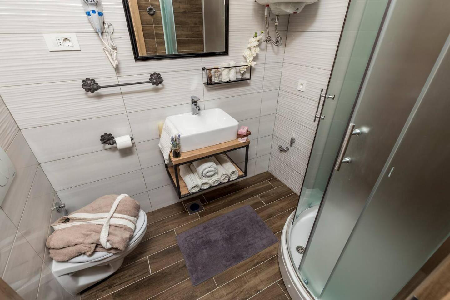 Four Seasons Appartement Rijeka Buitenkant foto